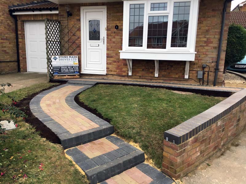 Block Paving, Patio, Driveways, Landscaping & Groundwork Services