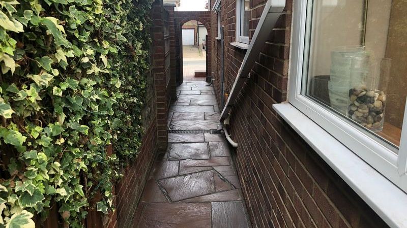 lancashire garden patio 07