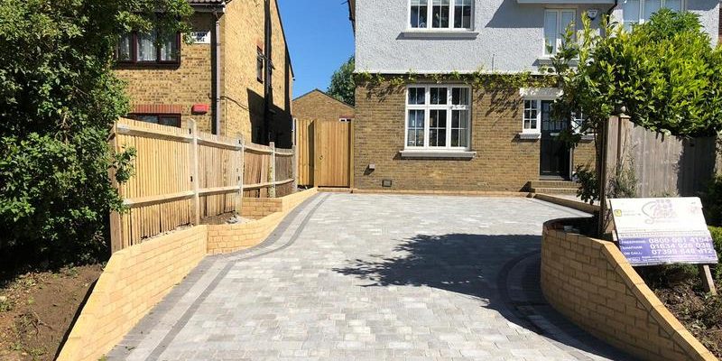 Driveway Retaining Wall Designed Installed By Expert Pavers In Lancashire