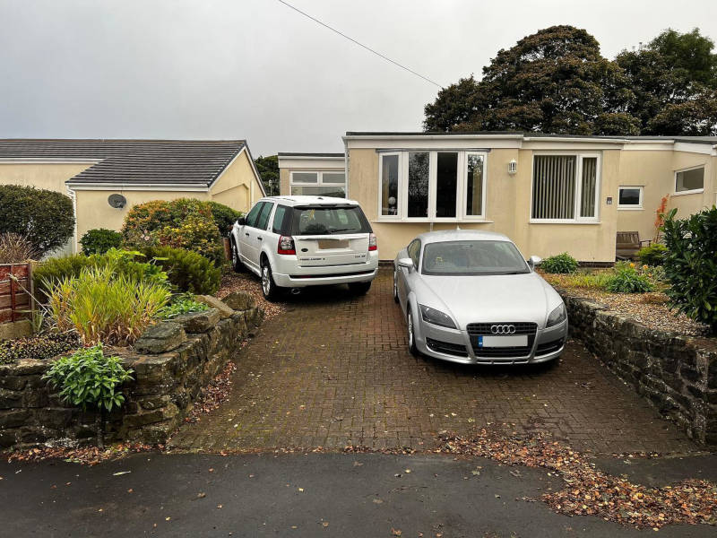 bungalow block paved driveway 1