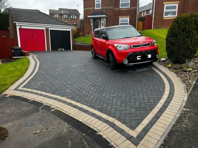 clitheroe grey block paved driveway 02