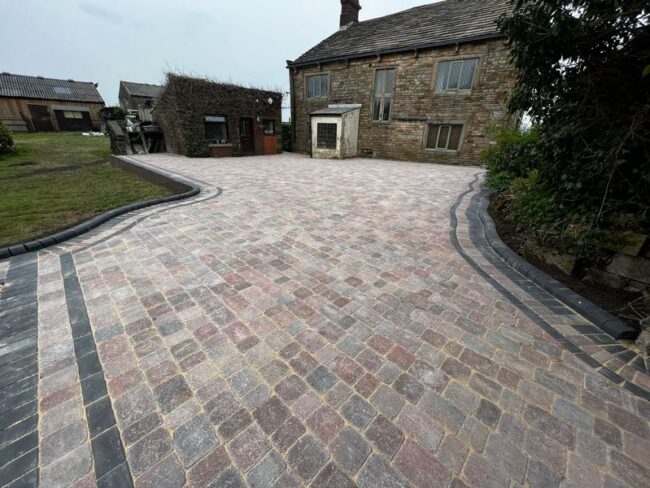 country cobble charcoal block paving 05