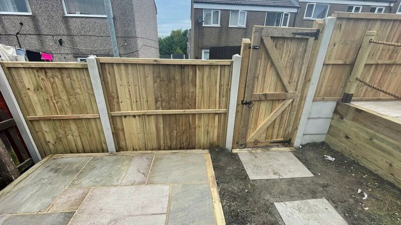 bury indian sandstone fencing sleepers 13