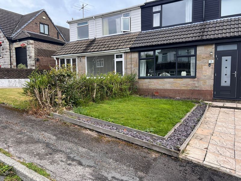 charcoal block paving corner driveway 09