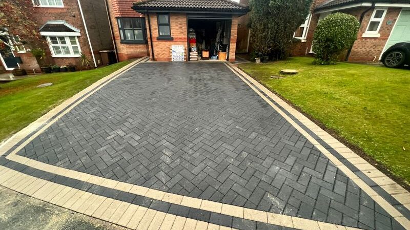 burnley detached house block paved driveway 01