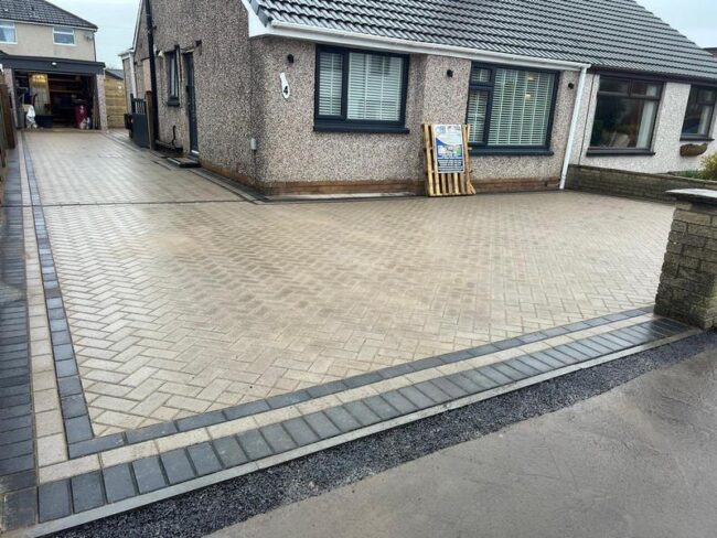 clitheroe block paved grey driveway 0005