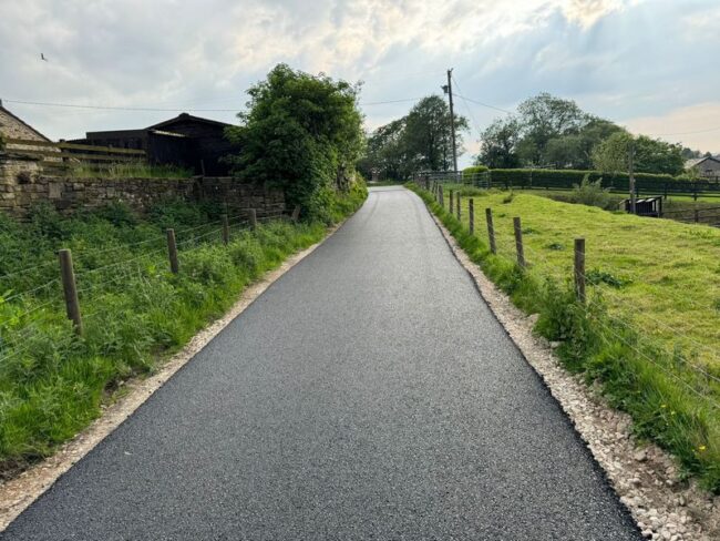 burnley tarmac machine laid 04