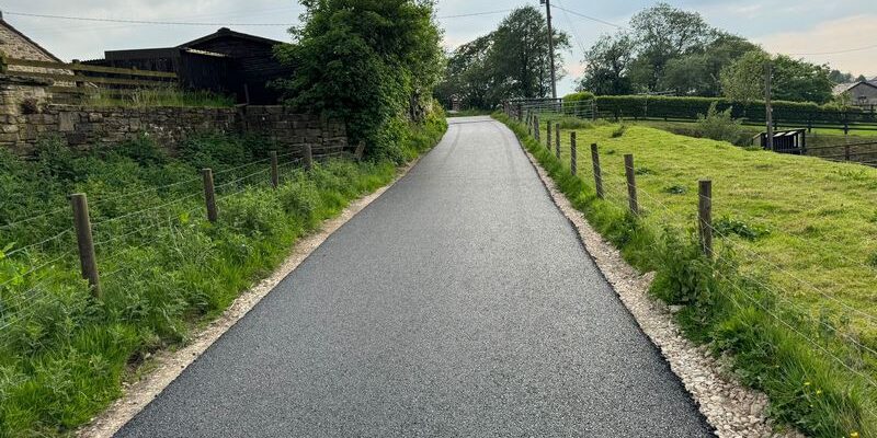 burnley tarmac machine laid 04