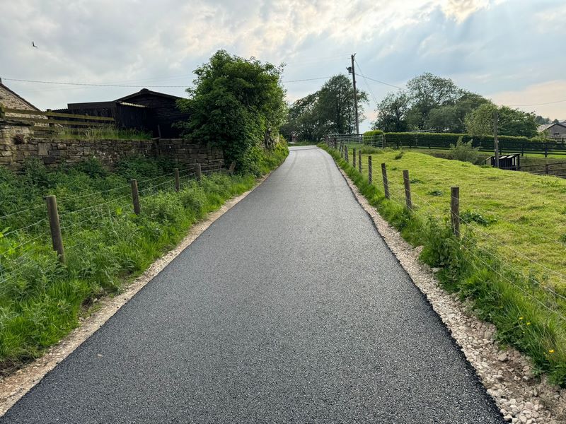 burnley tarmac machine laid 04
