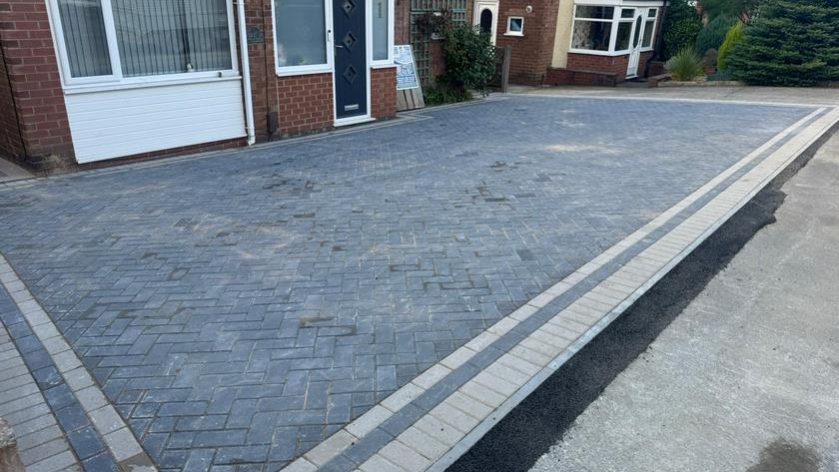 bury block paved driveway marshalls blocks charcoal herringbone border 04