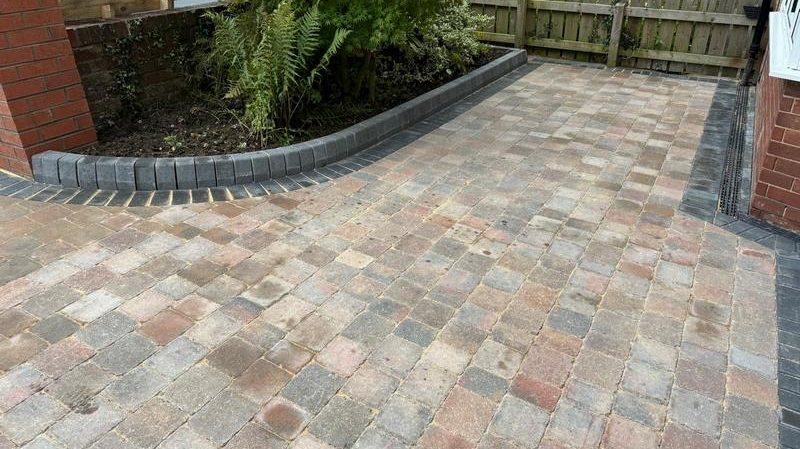 tobermore tegula tumbled charcoal block paving in clitheroe 20