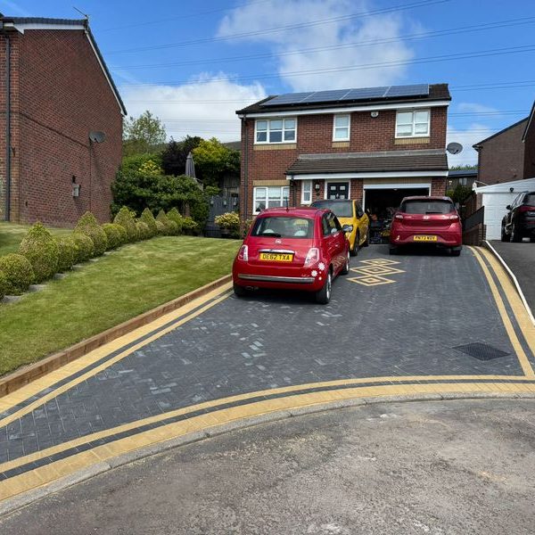 block paved driveway wooden sleepers bacup lancashire 01