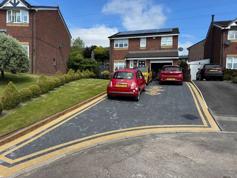 block paved driveway wooden sleepers bacup lancashire 01