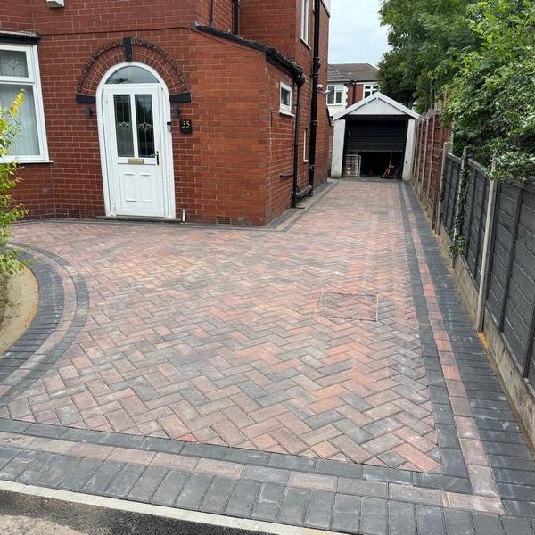block paved driveway charcoal edging middleton manchester 08