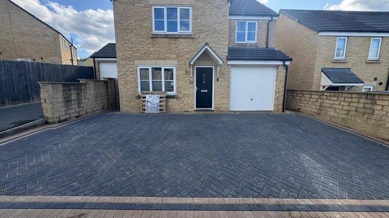 block paved driveway in colne 05