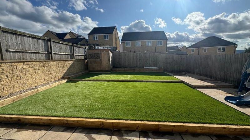 patio artificial grass wooden sleepers colne 08