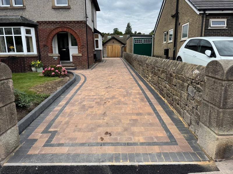 block paved driveway with double charcoal border in bury 06