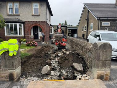 block paved driveway with double charcoal border in bury 09
