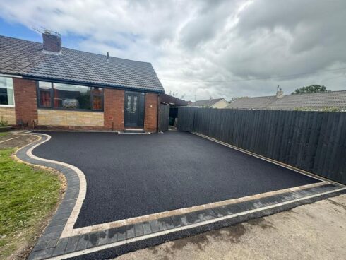 tarmac driveway with block paved border padiham 02