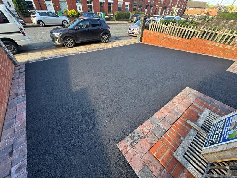 tarmac driveway with steps and block paved border haywood rochdale 3