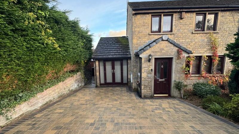 tegula block paving driveway in accrington 6