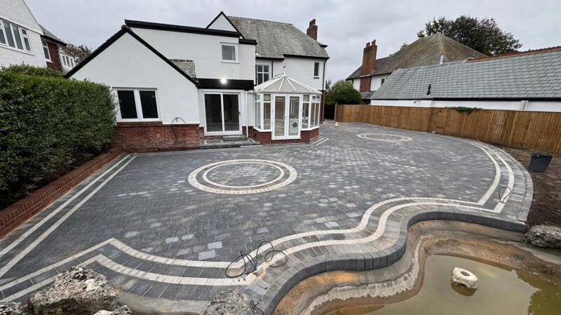 tobermore sienna granite aggregate patio in blackburn 35